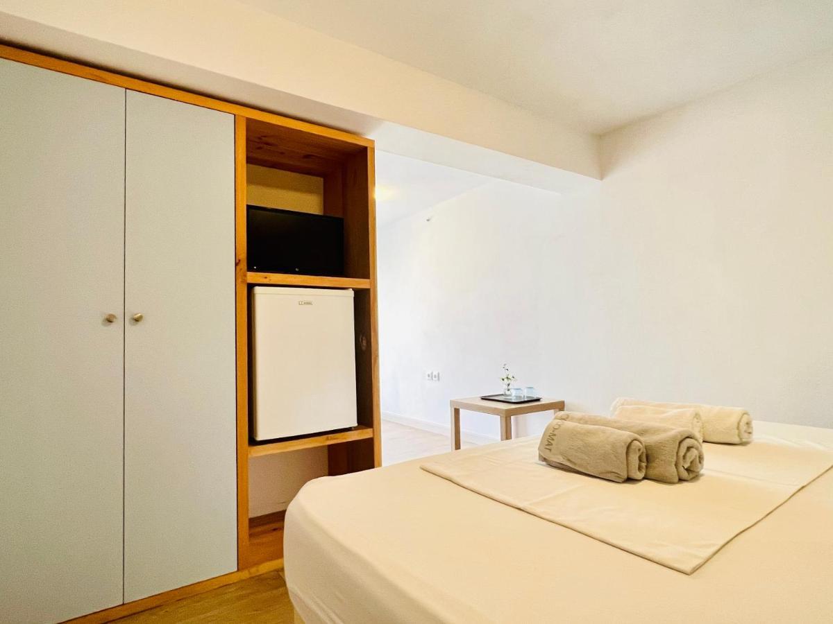 Tzavelitiko Home Himare Buitenkant foto