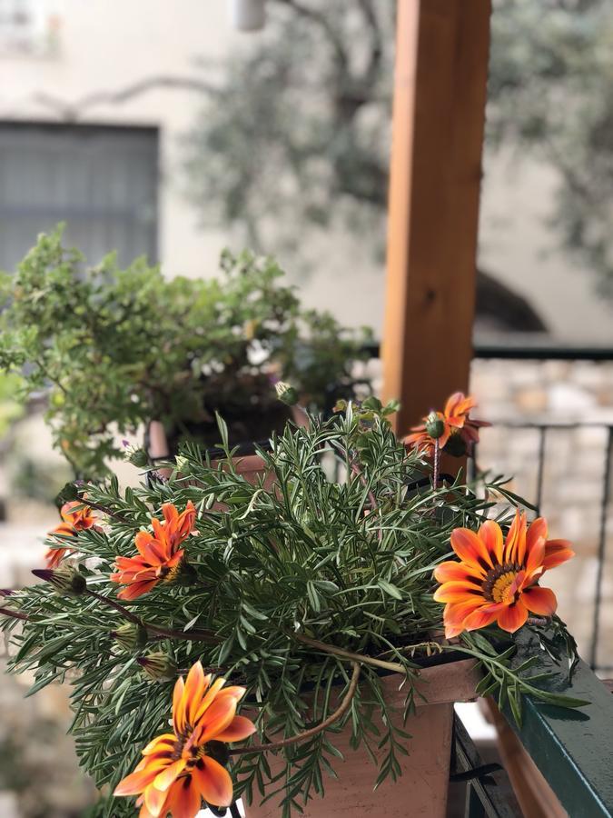 Tzavelitiko Home Himare Buitenkant foto